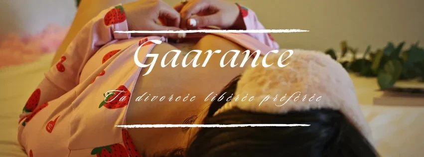 Bannière de Gaarance en pyjama à fraises