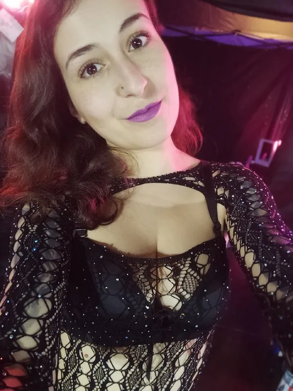 Irogenia en résille noire
